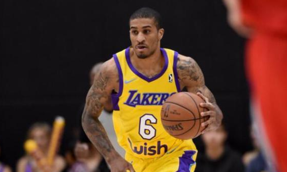 在逆境中保 在逆境中保