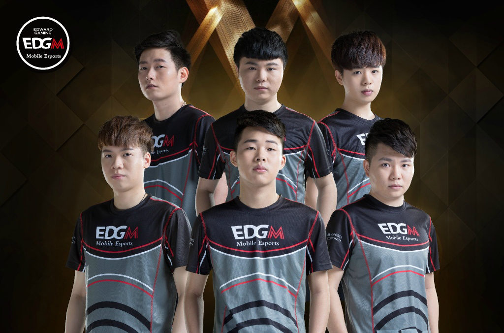 压状态下依 压状态下依