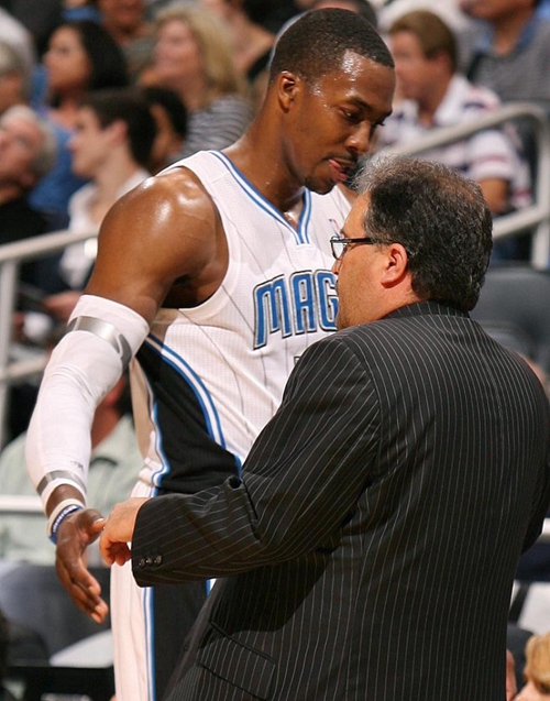 常驻左半空 常驻左半空